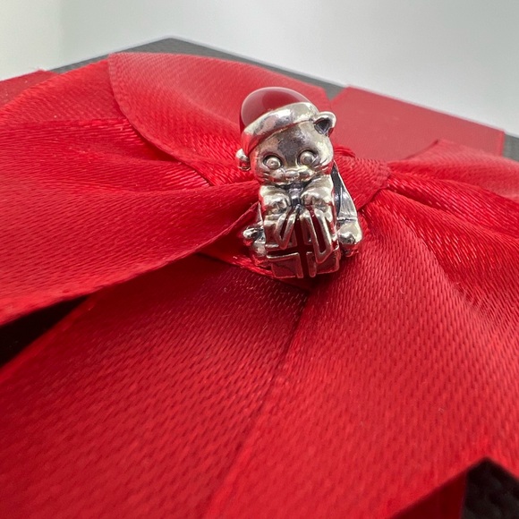Pandora Christmas Kitten Red Enamel Charm 792007EN39 - Picture 5 of 5